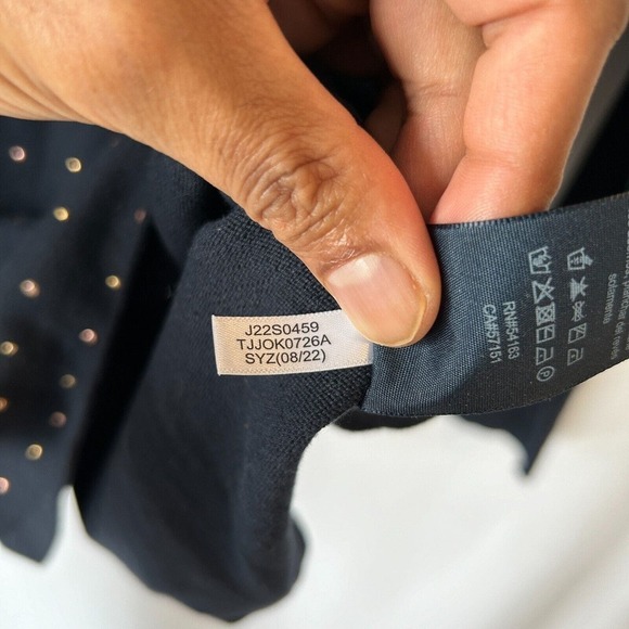 Tommy Hilfiger Women's Navy Blue Gold Studded Knit V-Neck Sweater Size Small - Picture 6 of 8